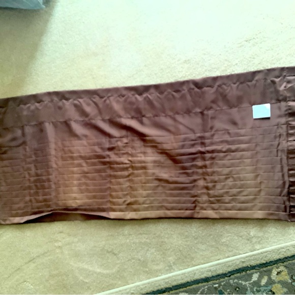Allen & Roth Valance for 1 window brown pleated in good shape - Picture 2 of 5